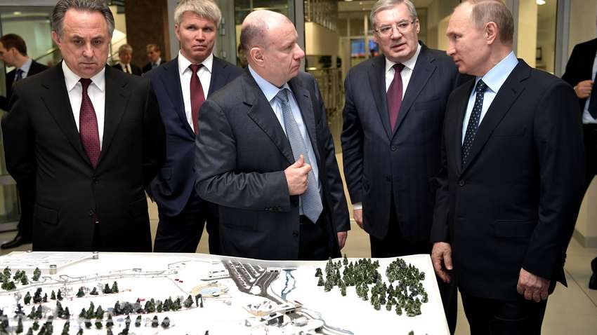 Санкции для отвода глаз: СМИ узнали, что произошло с состоянием российских олигархов за год Санкции для отвода глаз: СМИ узнали, что произошло с состоянием российских олигархов за год