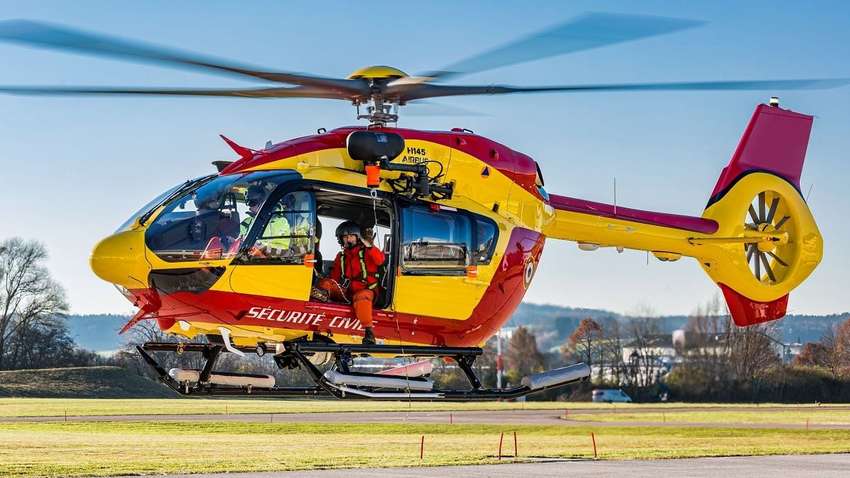 «Озброїмо Україну»: поляки ініціювали збір коштів на купівлю медичних гелікоптерів
