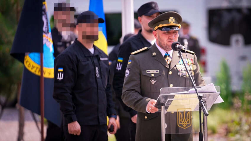 ЗМІ: підполковник ГУР МО Віктор Торкотюк за позивним "Титан" змусив російський криміналітет відступити ЗМІ: підполковник ГУР МО Віктор Торкотюк за позивним "Титан" змусив російський криміналітет відступити