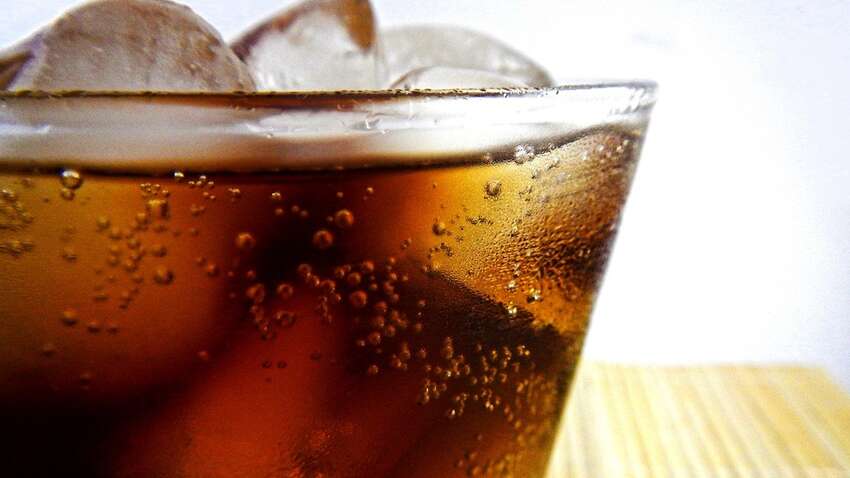 Что будет с организмом, если на месяц отказаться от сладких газированных напитков Что будет с организмом, если на месяц отказаться от сладких газированных напитков