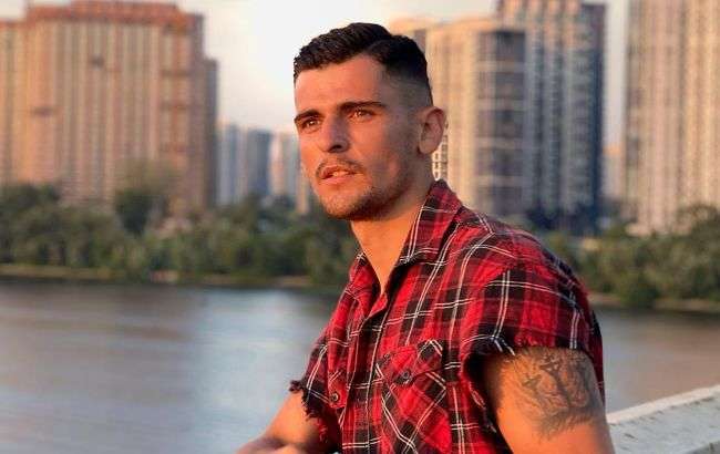 Нападение на известного блоггера: в Полтаве к шее мужчины приставили пистолет и спросили о взглядах на ВСУ Нападение на известного блоггера: в Полтаве к шее мужчины приставили пистолет и спросили о взглядах на ВСУ