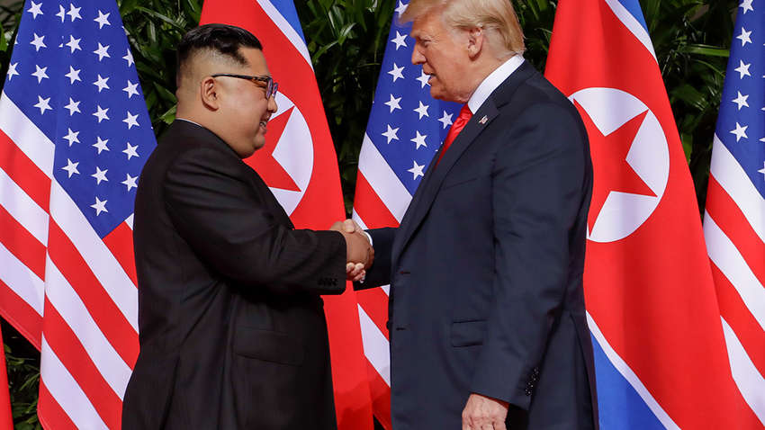 ТОП-10 рукостискань, які круто перевернули хід історії