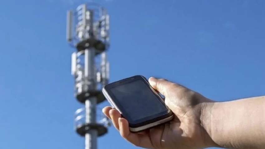 Почти треть сети осталась без питания: «Киевстар» сообщил о сложностях в работе 