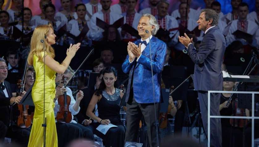 Концерт оперного італійського співака Бочеллі для високопоставлених «слуг» міг обійтися в $ 1,26 млн