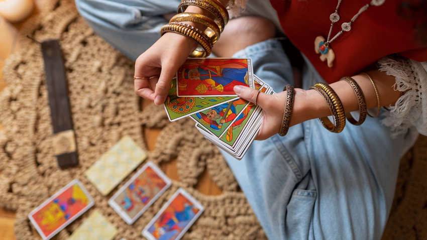 Таро гороскоп на понеділок: для кого тиждень розпочнеться вдало Таро гороскоп на понеділок: для кого тиждень розпочнеться вдало