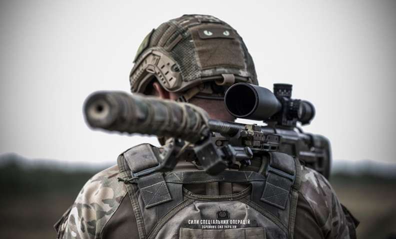 Украинский снайпер ликвидировал оккупанта с расстояния более 2 км: детали рекордного выстрела