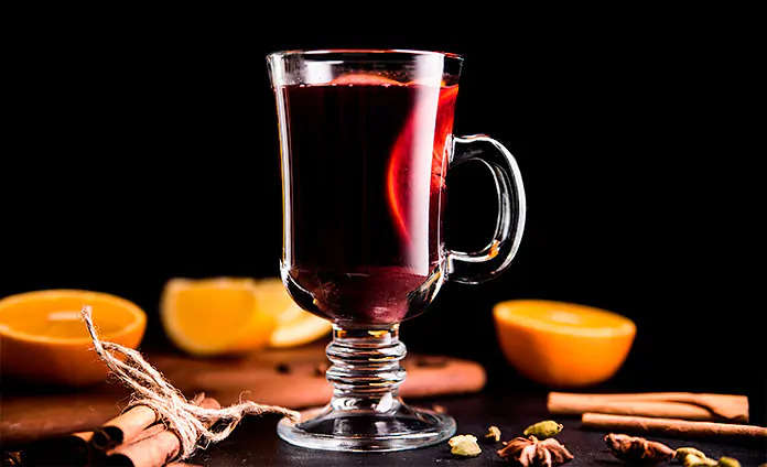 Як приготувати ідеальний глінтвейн вдома: прості рецепти та несподівані секрети Як приготувати ідеальний глінтвейн вдома: прості рецепти та несподівані секрети