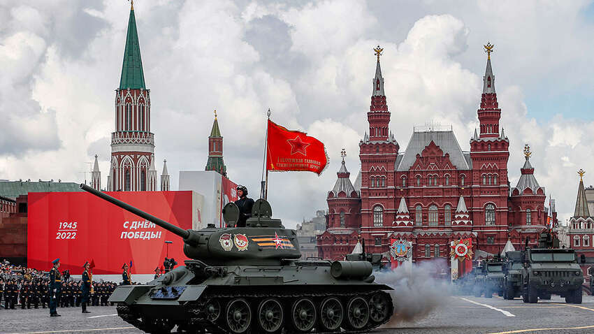 Предатели Европы или друзья Путина: кто спешит на парад в Москву Предатели Европы или друзья Путина: кто спешит на парад в Москву