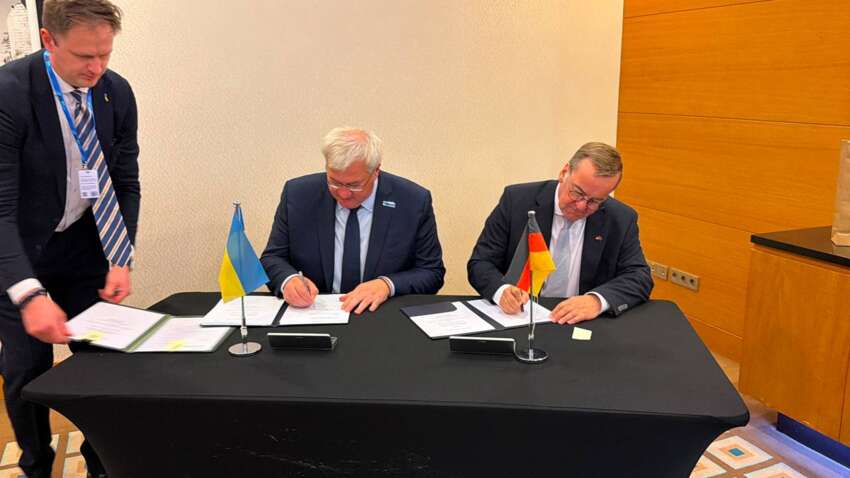 Украина и Германия запускают производство нового мощного оружия: детали Украина и Германия запускают производство нового мощного оружия: детали