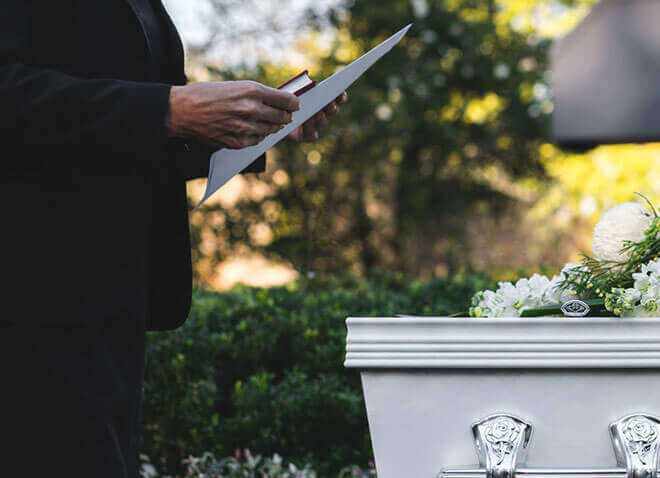 Коли людину можна відспівувати у церкві, а коли забороняє релігія Коли людину можна відспівувати у церкві, а коли забороняє релігія