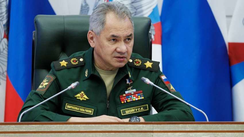 Шойгу потребовал производить системы ПВО круглосуточно
