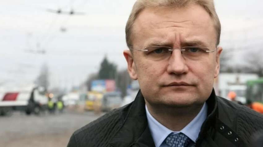 Львовяне высмеяли Садового в сети: подвел алкоголь