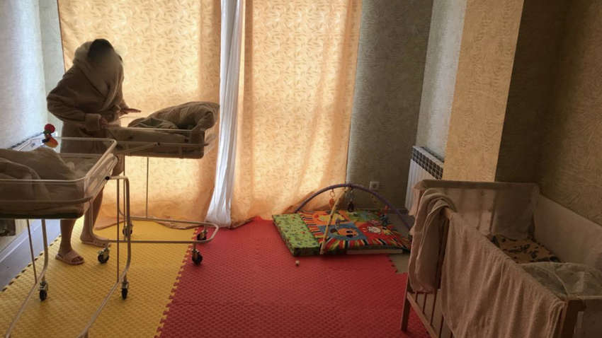 Продавали детей за границу: в Киеве разоблачили крупную преступную группу