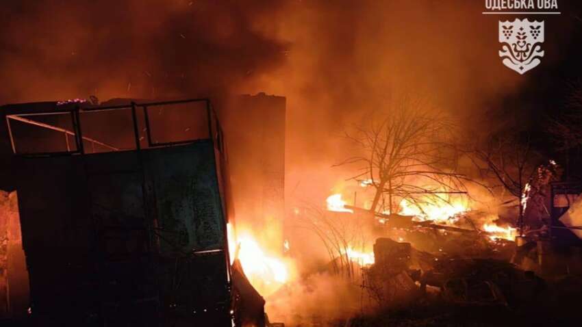 Окупанти прицільно вдарили по стратегічному об'єкту в одній з областей: наслідки шокують Окупанти прицільно вдарили по стратегічному об'єкту в одній з областей: наслідки шокують