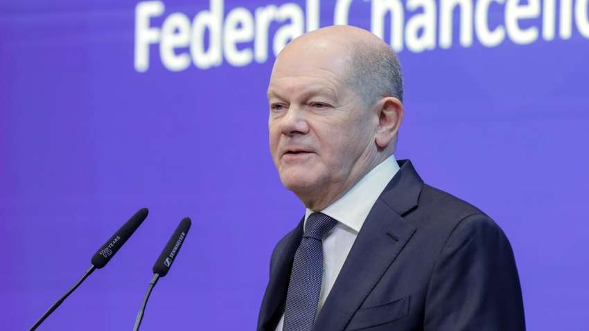 Шольц прокомментировал обвинения в пренебрежении Украиной в политических интересах, - Bloomberg Шольц прокомментировал обвинения в пренебрежении Украиной в политических интересах, - Bloomberg