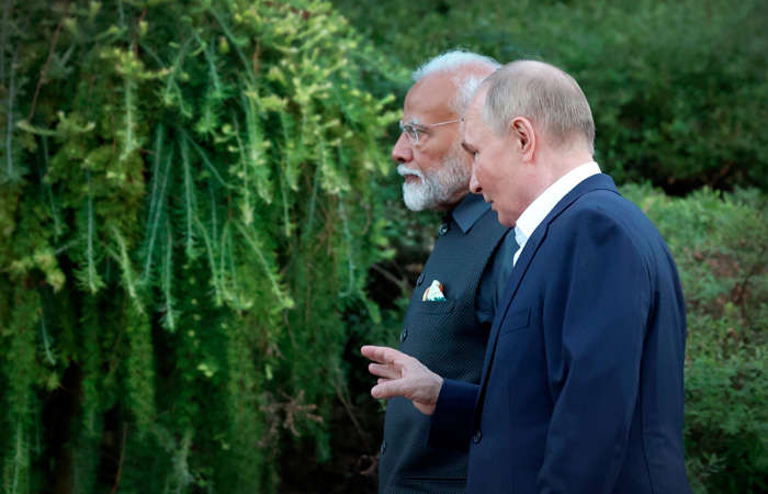 Зачем Моде приехал на встречу с Путиным: стали известны причины Зачем Моде приехал на встречу с Путиным: стали известны причины