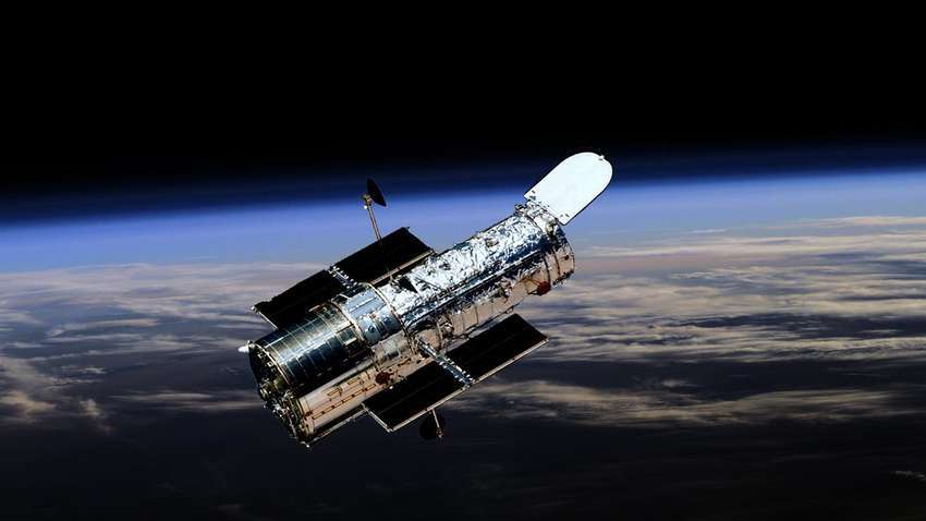 Hubble зафиксировал быстрые изменения вокруг новой звезды (ФОТО) 