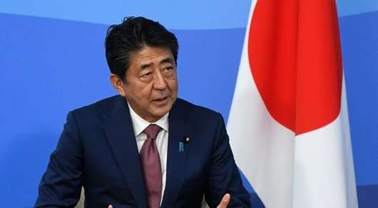 Уряд Японії пішов у відставку