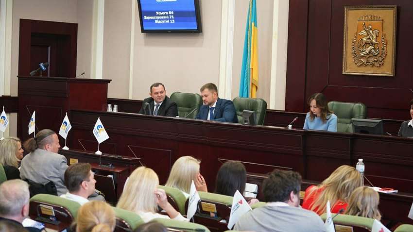 Київські обласні депутати підтримали голову ОДА Василія Володіна та висловили йому абсолютну довіру