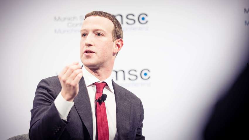 Цукерберг закликав до більш суворого контролю соціальних мереж