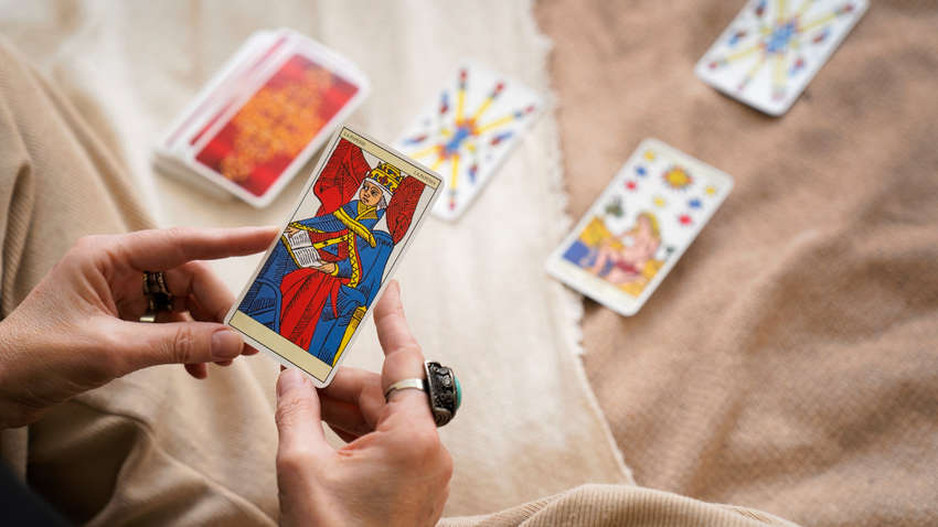 Таро гороскоп на неділю:  до чого слід бути готовим Таро гороскоп на неділю:  до чого слід бути готовим