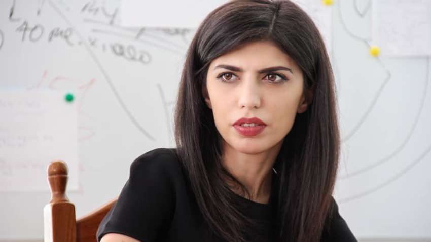 Журналисты связали Агию Загребельскую с попытками заморозить дорожное строительство 