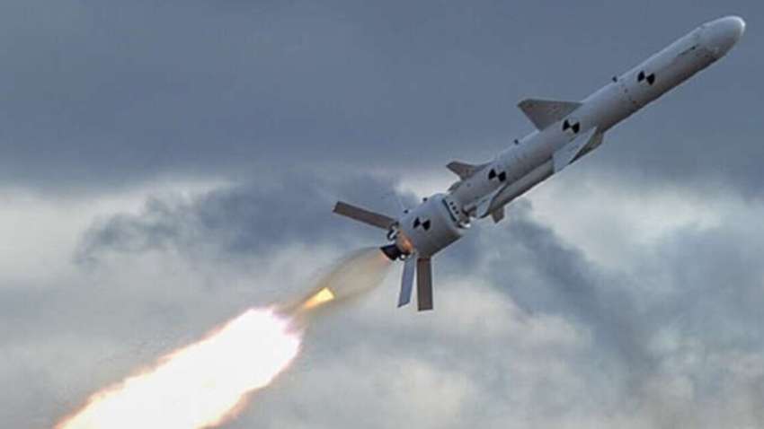 Масована ракетна атака Росії по Україні: де було чути вибухи 