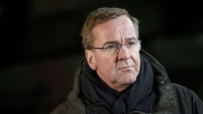 В Германии изменили прогноз: когда Россия может напасть на НАТО В Германии изменили прогноз: когда Россия может напасть на НАТО