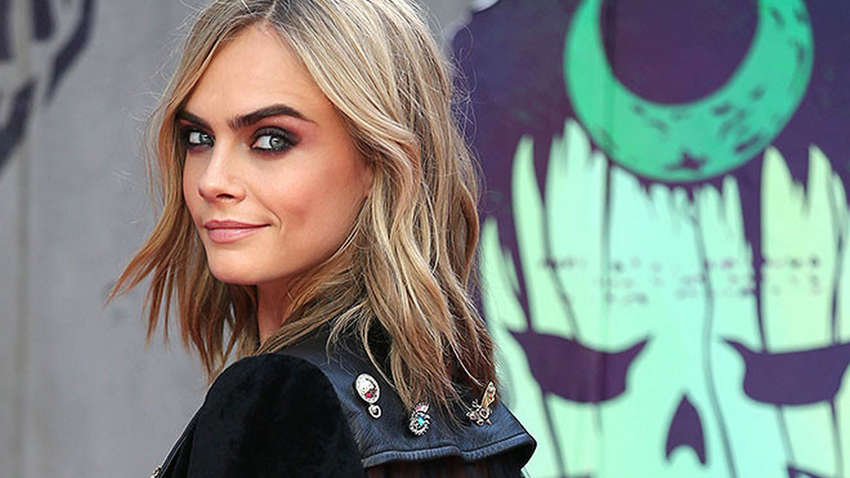 Кара Делевинь вместе с сестрами продает веганские вина