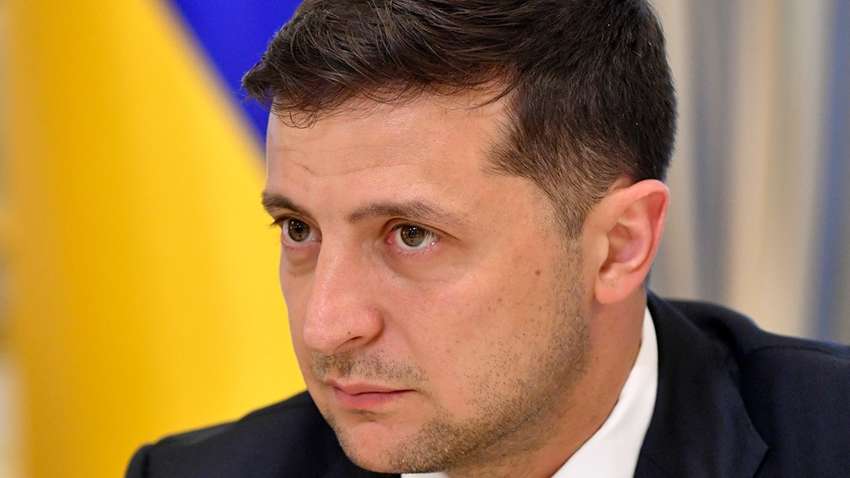 Закон заважає саджати корупціонерів, - Зеленський