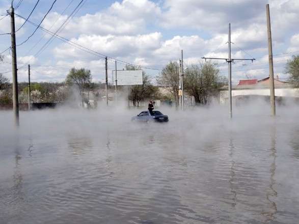 Масштабний порив на теплотрасі у Новому Роздолі