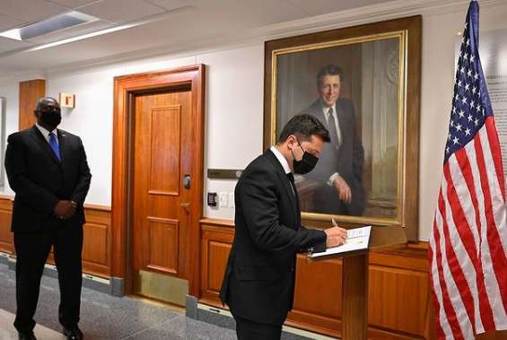 Зачем США предоставят Украине 3 миллиарда долларов