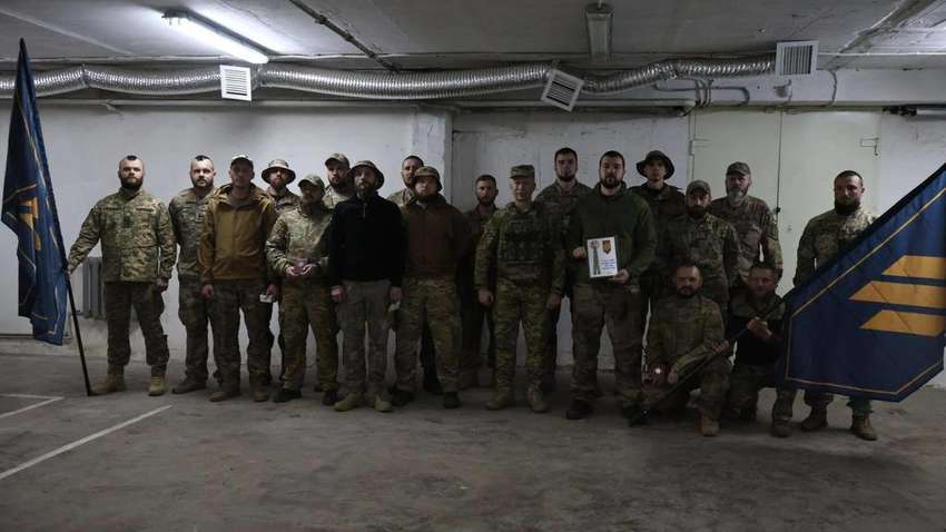 Сирський заявив про відступ супротивника у Бахмуті