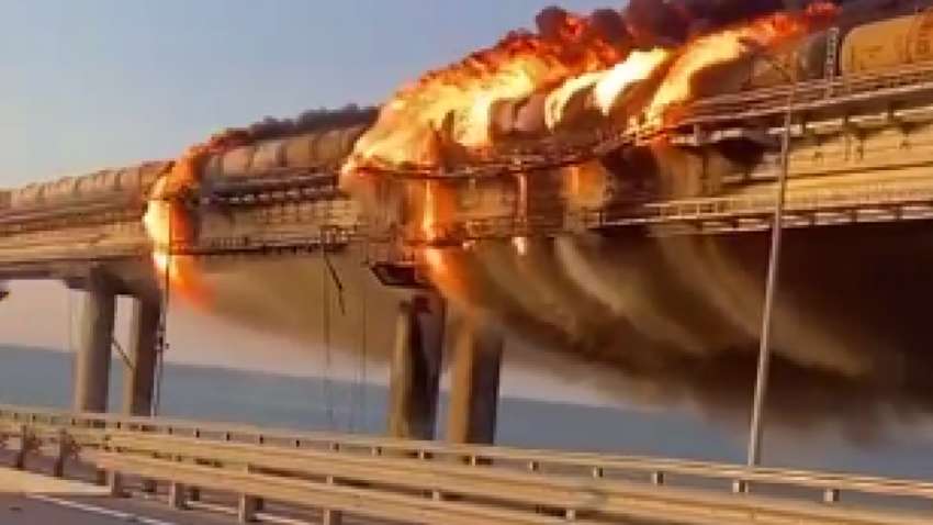 Что стало причиной взрыва на Крымском мосту: теории военных аналитиков Что стало причиной взрыва на Крымском мосту: теории военных аналитиков