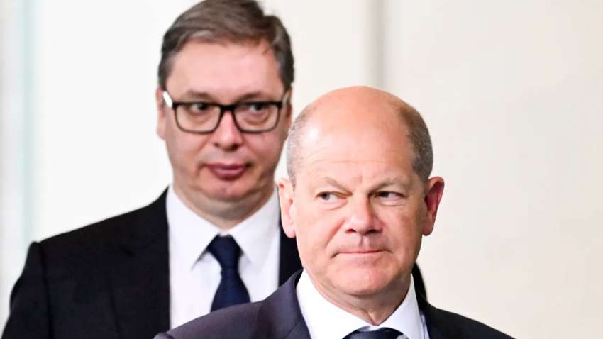 Президент Сербії дав пораду Шольцу щодо війни в Україні