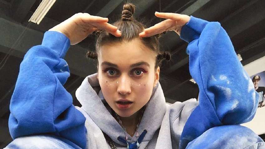 «Я совершила ошибку»: украинская певица потеряла голос