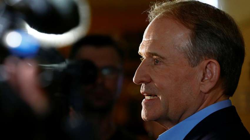 Медведчук потрапив у ТОП-10 найвпливовіших українців завдяки авторитету, - журналіст 