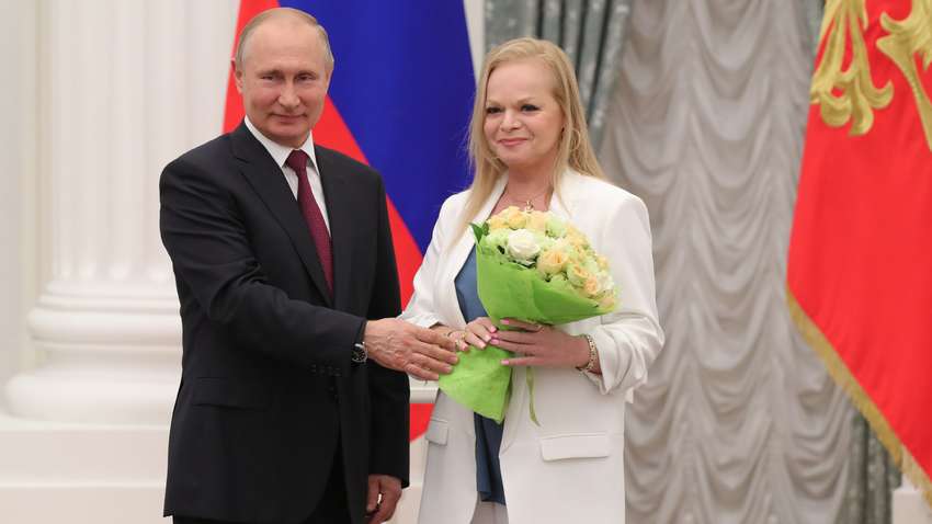 Російській співачці та прихильниці Крем'я загрожують: вона просить захисту у держави