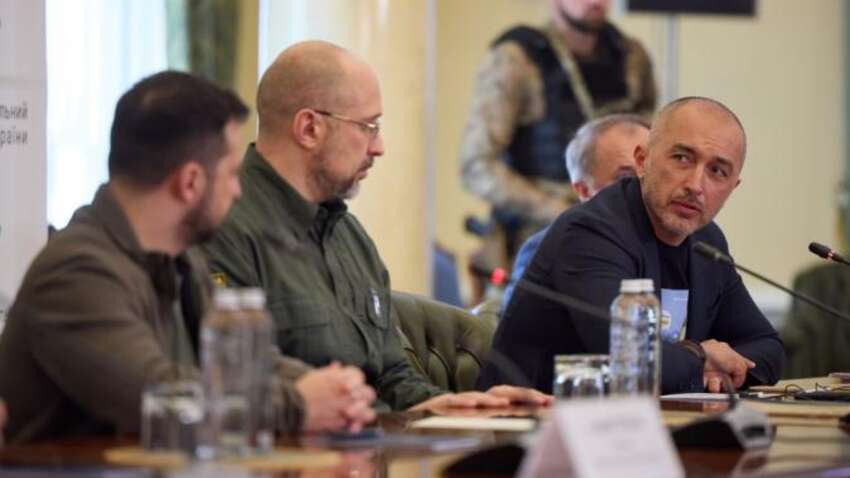 Внутри власти снова конфликт: к кому Зеленский теряет терпение