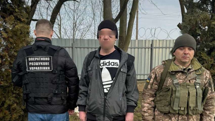 Напився, побився з ромами та намагався втекти в Європу: як росіянин хотів виїхати з України