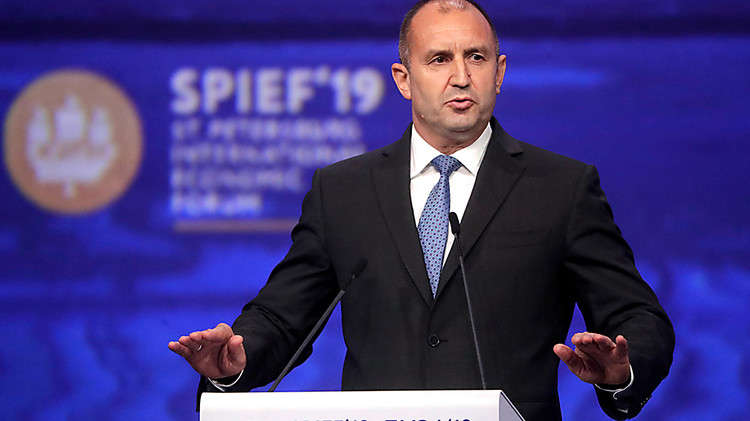 Президент Болгарії, який оскандалився заявою про Крим, вніс ясність у свій вислів Президент Болгарії, який оскандалився заявою про Крим, вніс ясність у свій вислів