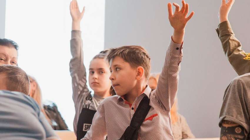 Favbet Foundation запустив безкоштовну програму навчання постраждалих від війни дітей програмуванню