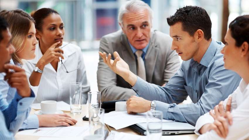 Як спілкуватися з важкою людиною, не використовуючи кулаків