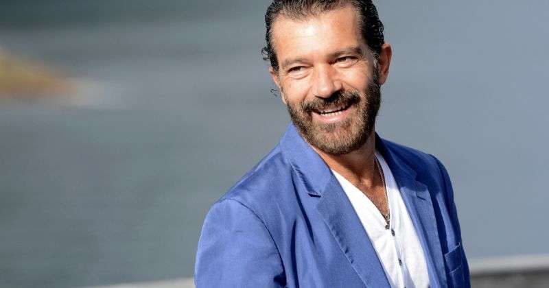 Зірка стрічок «Інтерв’ю з вампіром» та «Десперадо» Антоніо Бандерас переміг коронавірус