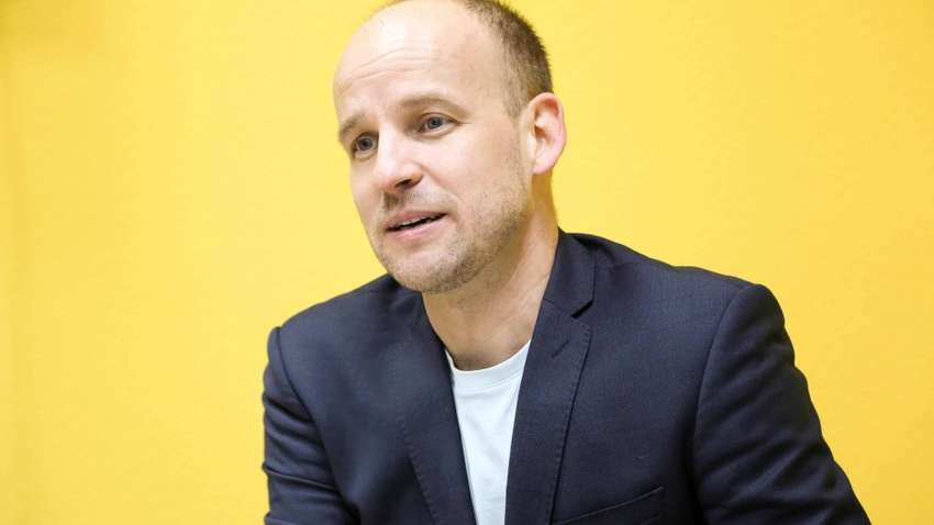 Пародист Зеленского в «Квартале» рассказал, почему никогда не будет «мочить» президента Пародист Зеленского в «Квартале» рассказал, почему никогда не будет «мочить» президента