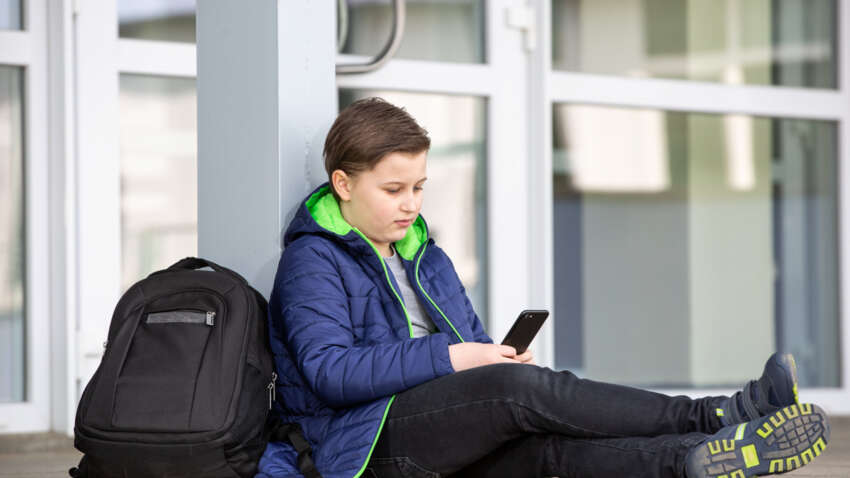 Прогуляв школу – платять батьки: українців почнуть штрафувати за пропуски дітей