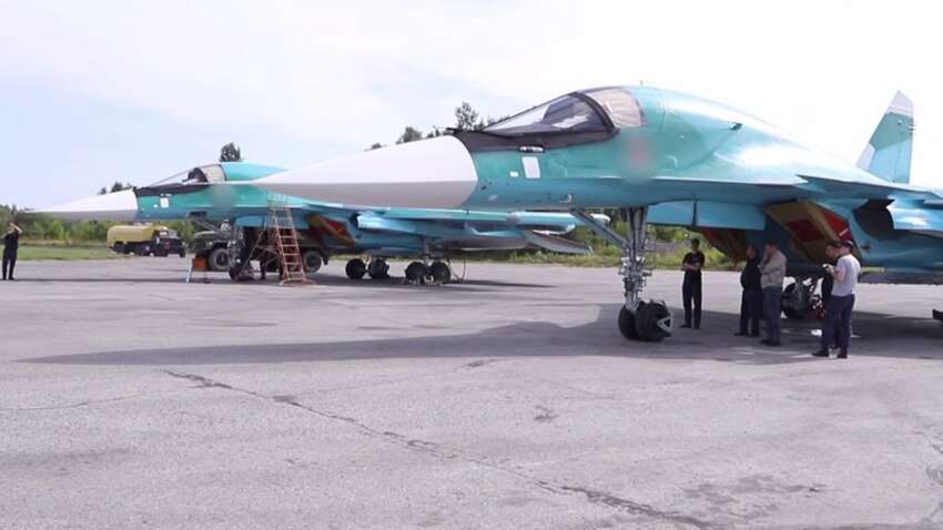 Санкции для видимости: сколько производителей бомбардировщиков РФ остается вне ограничений Санкции для видимости: сколько производителей бомбардировщиков РФ остается вне ограничений