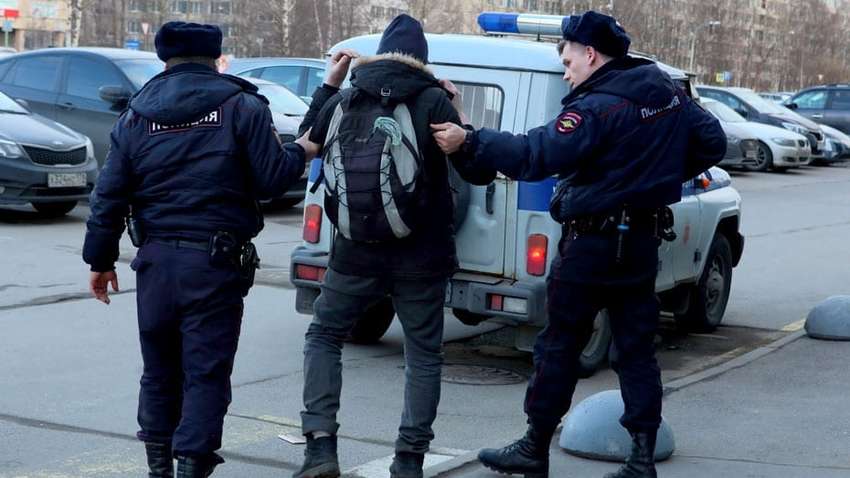 У Росії масові облави на іноземців: відома причина таких дій російських спецслужб