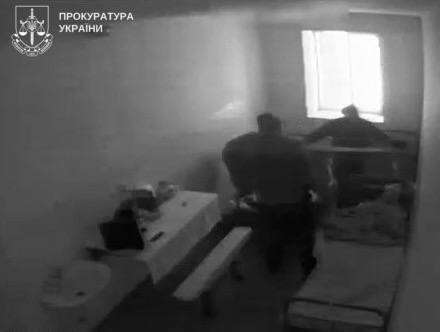 В Полтавской области пытали заключенных: под суд пойдут шесть работников тюрьмы В Полтавской области пытали заключенных: под суд пойдут шесть работников тюрьмы