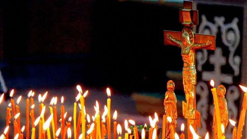 Православні святкують Воздвиження Хреста Господнього